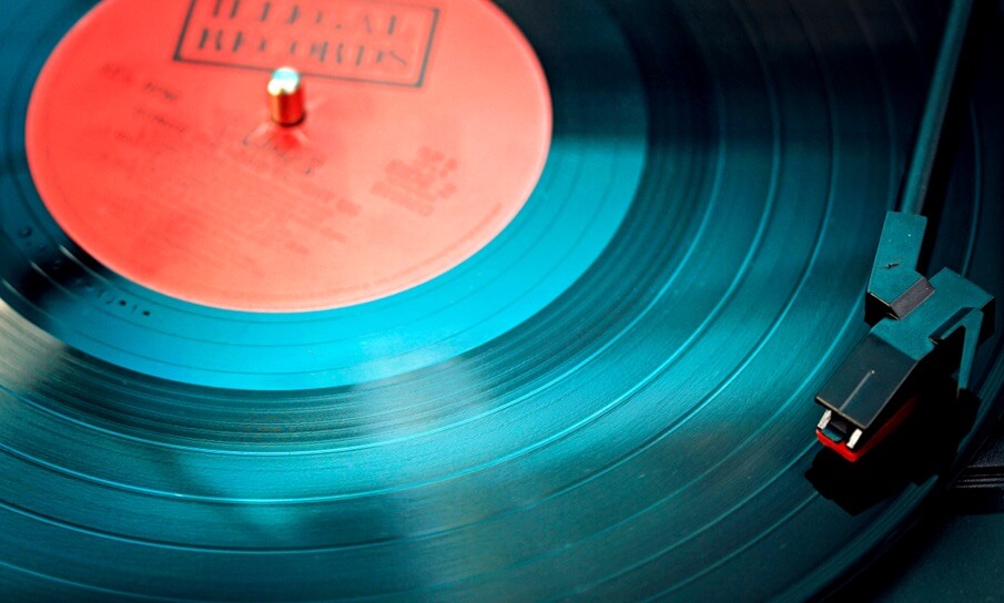 Vinil